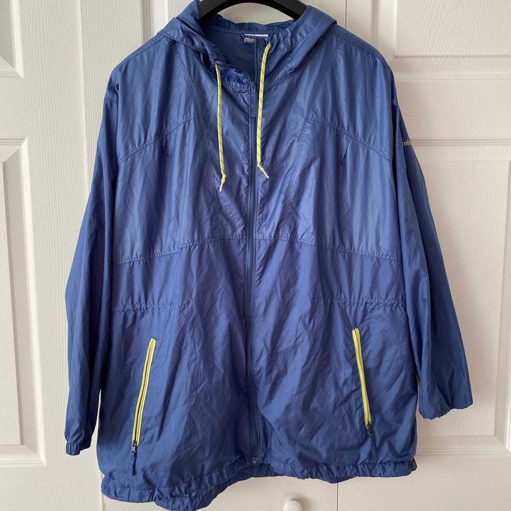 Blue Columbia Wind Breaker, Lime green details, Women’s 2X